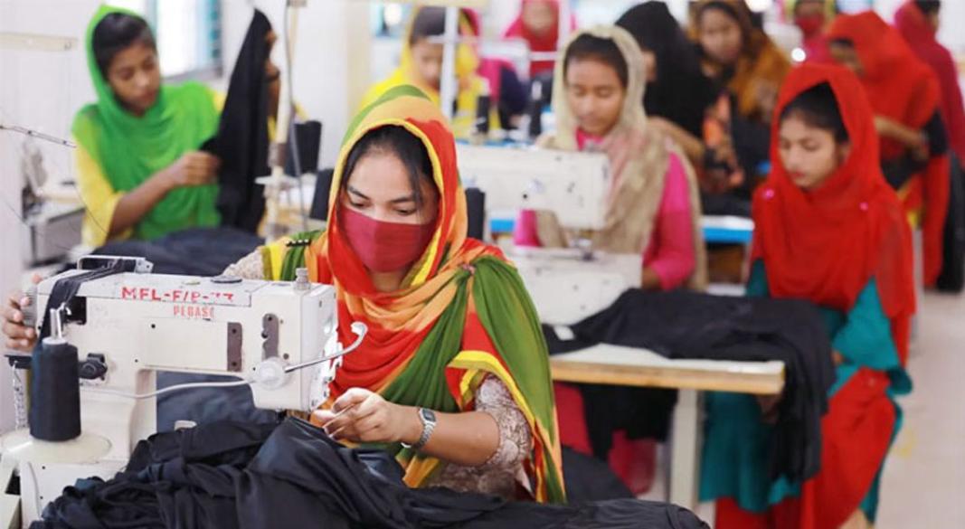 নতুন সম্ভাবনা পোশাক খাতে