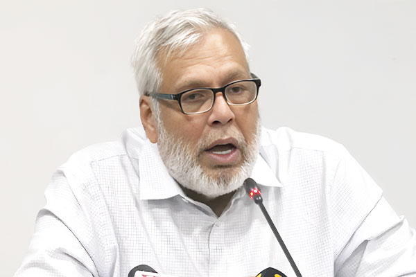 যাত্রীদের জিম্মি করা যাবে না: রেল উপদেষ্টা