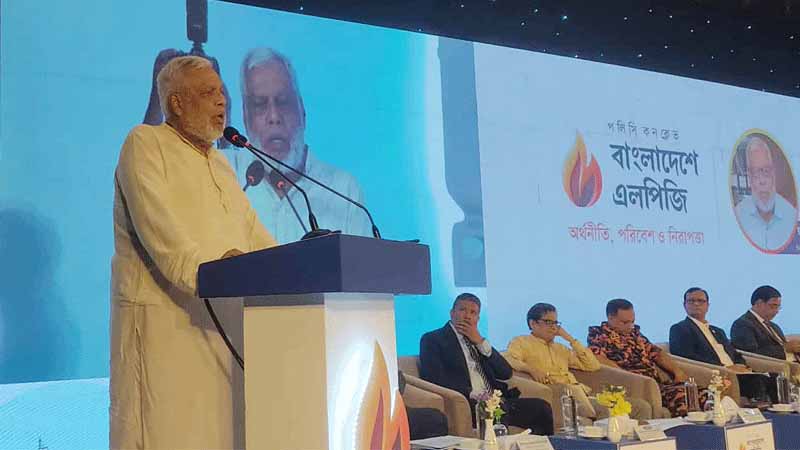 এলপিজি সিলিন্ডারের দাম ১ হাজার টাকার মধ্যে হওয়া উচিত : জ্বালানি উপদেষ্টা
